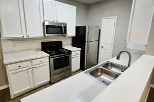 375 Brookview Dr, Riverdale, GA 30274 - Photo 7