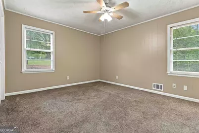 9169 Lakeview Drive SW, Covington, GA 30014 - Photo 13