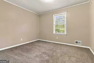 9169 Lakeview Dr SW, Covington, GA 30014 - Photo 19