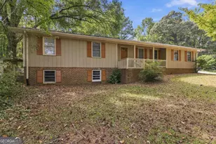 9169 Lakeview Dr SW, Covington, GA 30014 - Photo 3