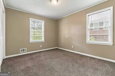 9169 Lakeview Drive SW, Covington, GA 30014 - Photo 15