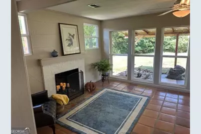 40 Duke Street, Jefferson, GA 30549 - Photo 3