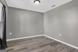 215 Barbour Ln, Hinesville, GA 31313 - Photo 7