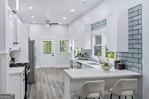 369 Hopkins St SW, Atlanta, GA 30310 - Photo 13