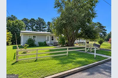 718 Walcott Street, Perry, GA 31069 - Photo 1