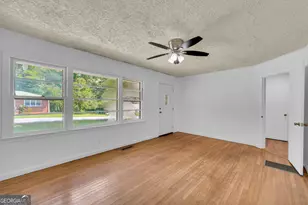 312 Hilltop Ln, Toccoa, GA 30577 - Photo 9