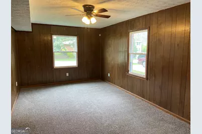 1710 Hallmark Drive, Griffin, GA 30223 - Photo 13