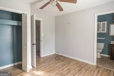 325 Glass Street, Waycross, GA 31503 - Photo 11
