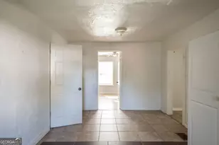 325 Glass St, Waycross, GA 31503 - Photo 7