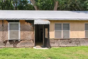2739 Deeb Dr, Macon, GA 31206 - Photo 1