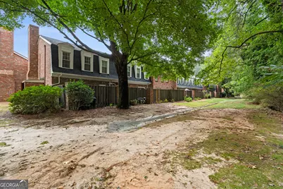 6 Valley Forge Place NW, Atlanta, GA 30318 - Photo 39