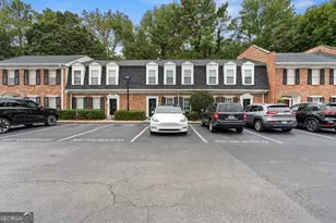 6 Valley Forge Pl NW, Atlanta, GA 30318 - Photo 3