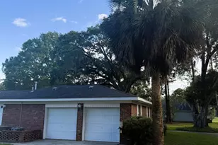 1124 Myers Hill Rd, Brunswick, GA 31523 - Photo 11