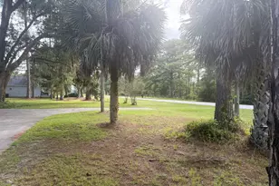 1124 Myers Hill Rd, Brunswick, GA 31523 - Photo 13