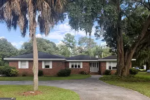 1124 Myers Hill Rd, Brunswick, GA 31523 - Photo 1