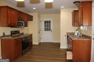205 Gayla Ct, Warner Robins, GA 31088 - Photo 3