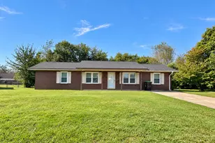 108 Lancelot Ct, Warner Robins, GA 31093 - Photo 1