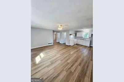 225 W Tinsley Street, Griffin, GA 30223 - Photo 9