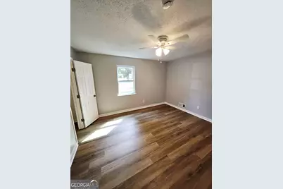225 W Tinsley Street, Griffin, GA 30223 - Photo 13