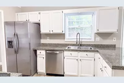 1320 Opal Circle, Lawrenceville, GA 30043 - Photo 11