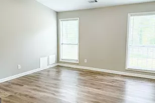 1320 Opal Cir, Lawrenceville, GA 30043 - Photo 17