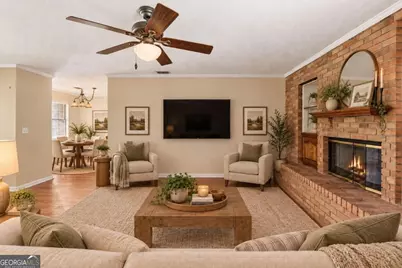 149 Lake View Circle, Brunswick, GA 31525 - Photo 5