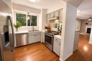 10535 Virginia Pine Ln, Alpharetta, GA 30022 - Photo 5
