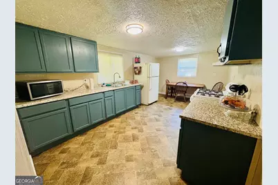 482 E Pine Lake Drive, West Point, GA 31833 - Photo 11
