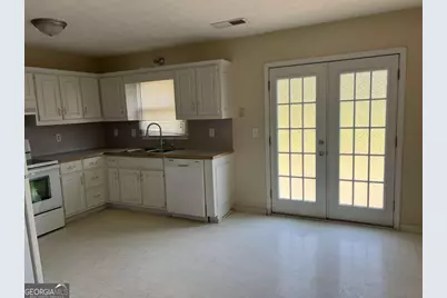 70 Dove Point Circle, Covington, GA 30016 - Photo 3
