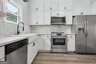1359 Fischer Rd, Sharpsburg, GA 30277 - Photo 17