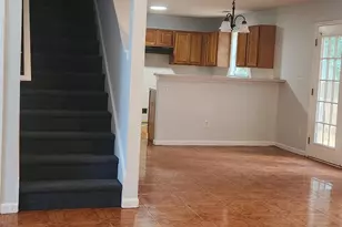 10883 Knotty Pine Pl, Hampton, GA 30228 - Photo 3