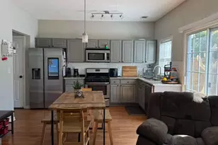 108 Devonshire Dr, Alpharetta, GA 30022 - Photo 3
