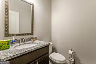 660 Genesee Pt, Newnan, GA 30263 - Photo 9