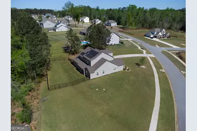 660 Genesee Point, Newnan, GA 30263 - Photo 3