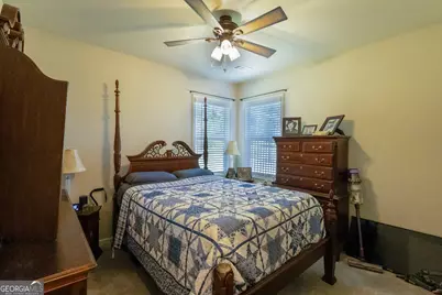 660 Genesee Point, Newnan, GA 30263 - Photo 15