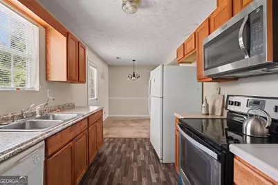 616 Forest Hill Path, Forest Park, GA 30297 - Photo 9