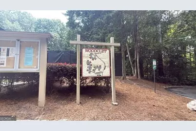 908 Woodcliff Drive, Sandy Springs, GA 30350 - Photo 15