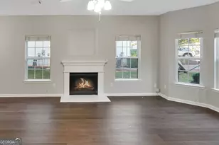 373 Brookview Dr, Riverdale, GA 30274 - Photo 3