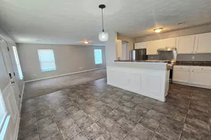1147 Dunivin Dr, Jonesboro, GA 30238 - Photo 9