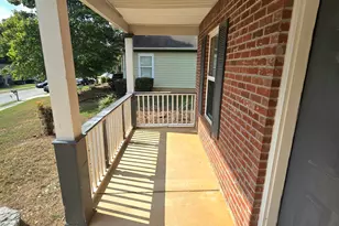 1147 Dunivin Dr, Jonesboro, GA 30238 - Photo 3
