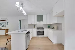 2270 Addison Rd NE, Marietta, GA 30066 - Photo 15