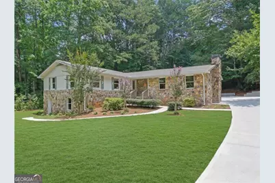 2270 Addison Road NE, Marietta, GA 30066 - Photo 3