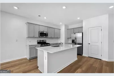 2044 Presley Point #06, Lawrenceville, GA 30044 - Photo 5