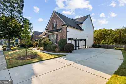 917 Wallace Falls Drive, Braselton, GA 30517 - Photo 5