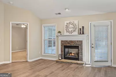 70 Green Spring, Newnan, GA 30265 - Photo 13