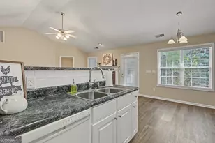 70 Green Spring, Newnan, GA 30265 - Photo 23