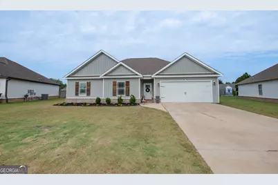 121 Locks Heath Court, Perry, GA 31069 - Photo 1