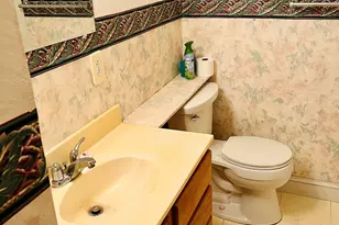 6 N Spring St, Claxton, GA 30417 - Photo 21