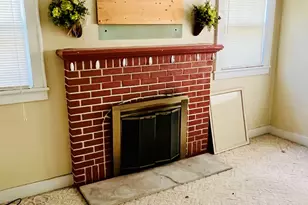 6 N Spring St, Claxton, GA 30417 - Photo 7