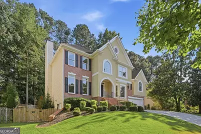 4364 Aldenham Way, Suwanee, GA 30024 - Photo 3